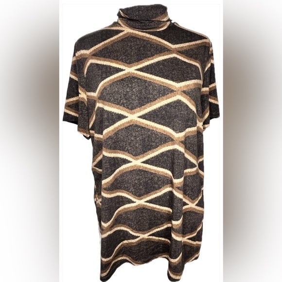 NWT - Lauren Ralph Lauren Diamond Print Turtle Neck Blouse Size 1X - Picture 2 of 7